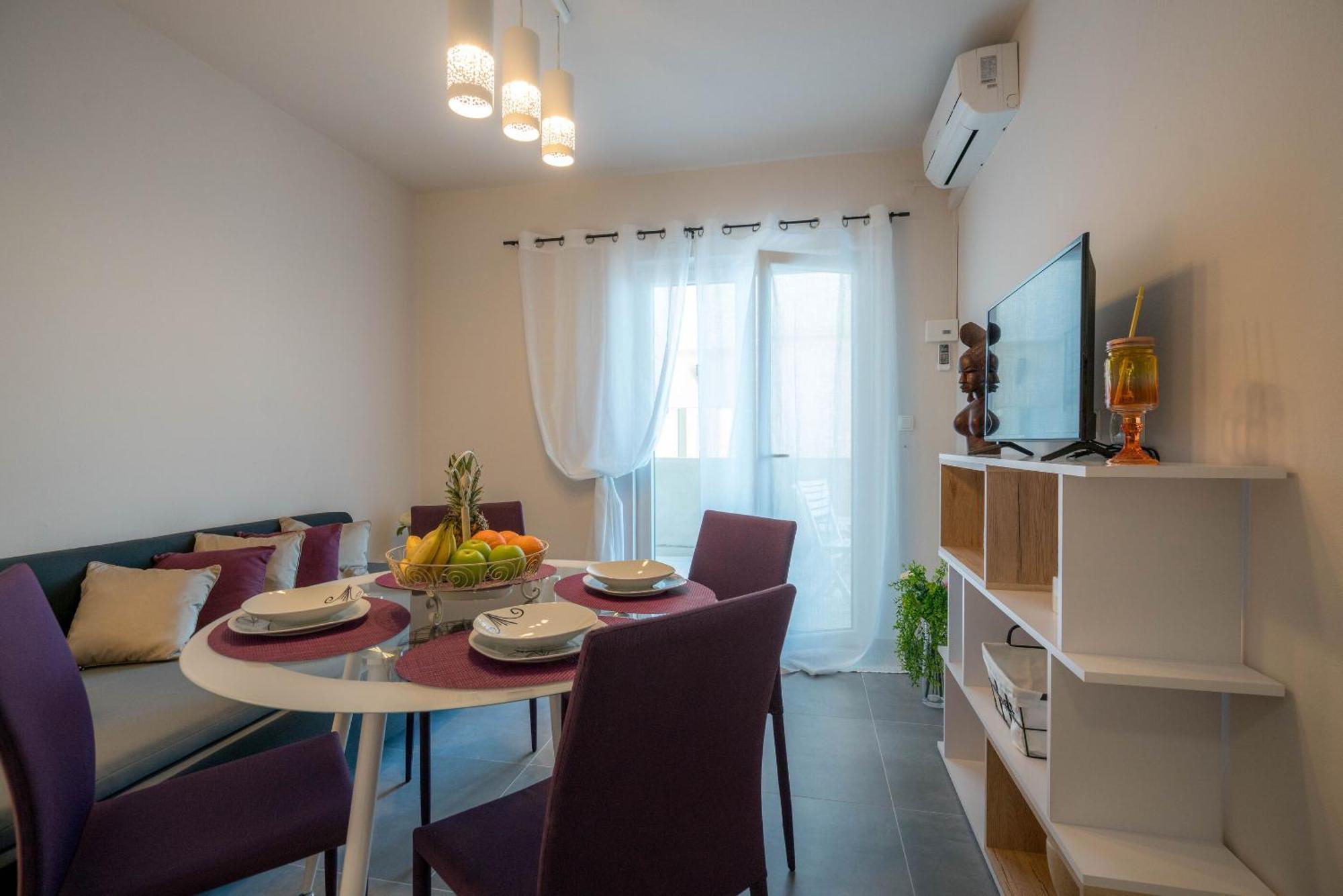 Apartments Sonata Omis Exterior photo