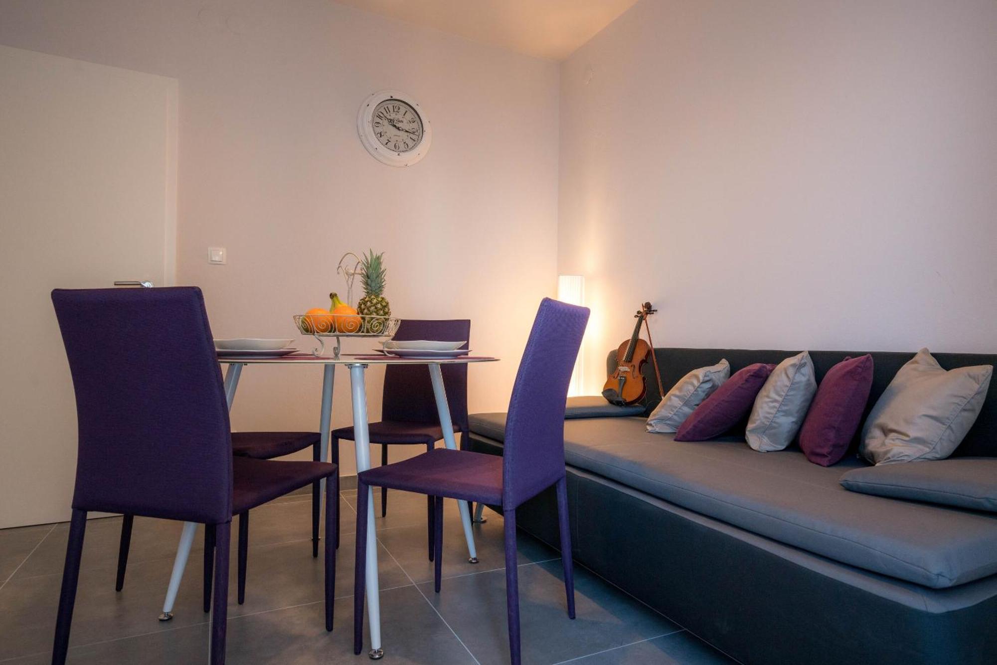 Apartments Sonata Omis Exterior photo