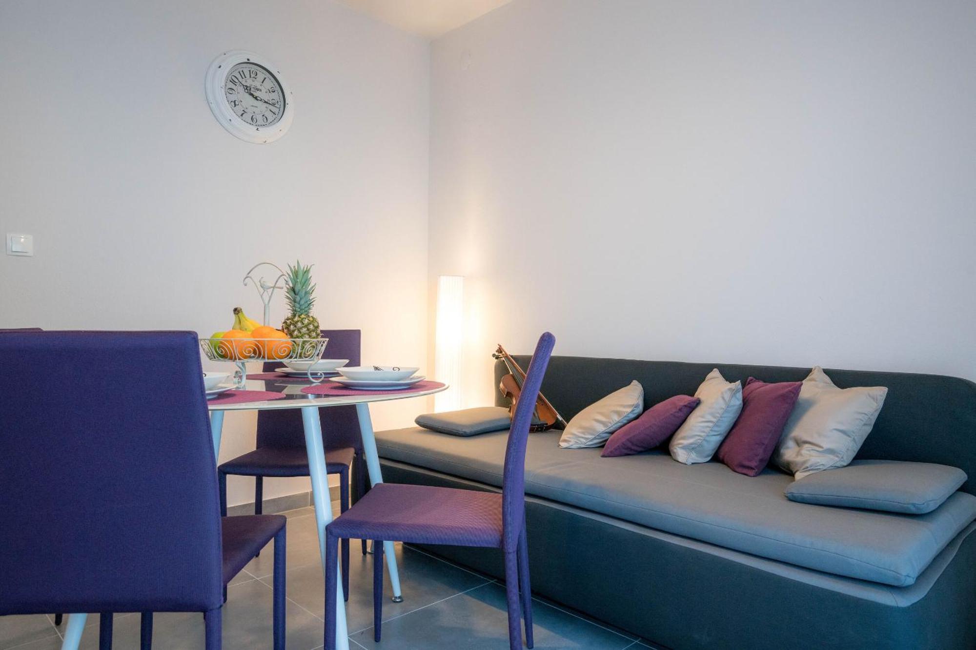 Apartments Sonata Omis Exterior photo