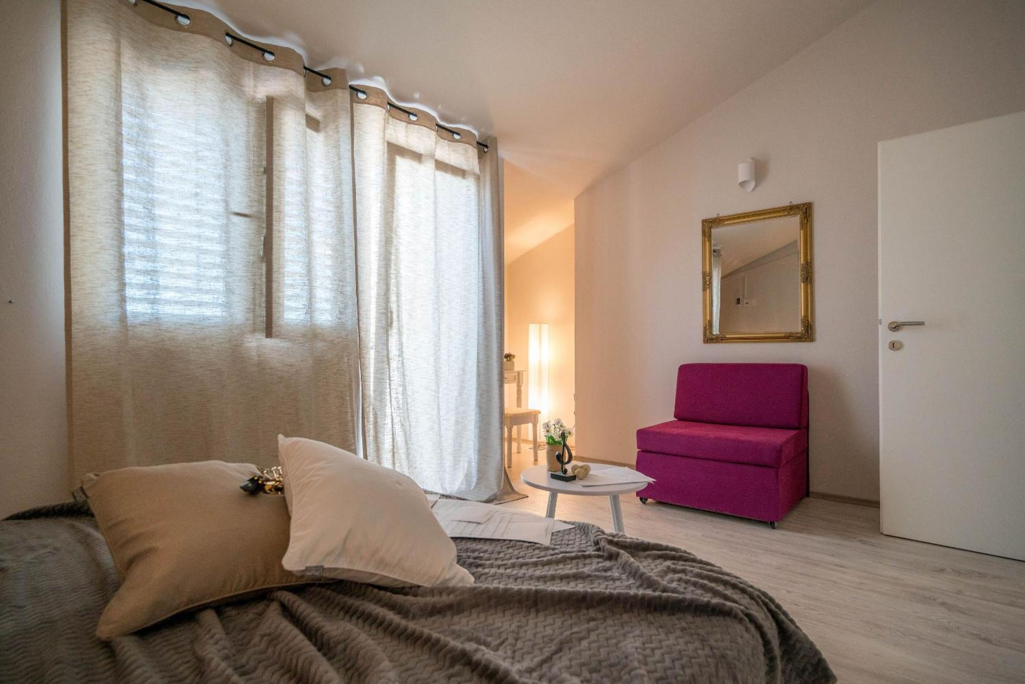 Apartments Sonata Omis Exterior photo