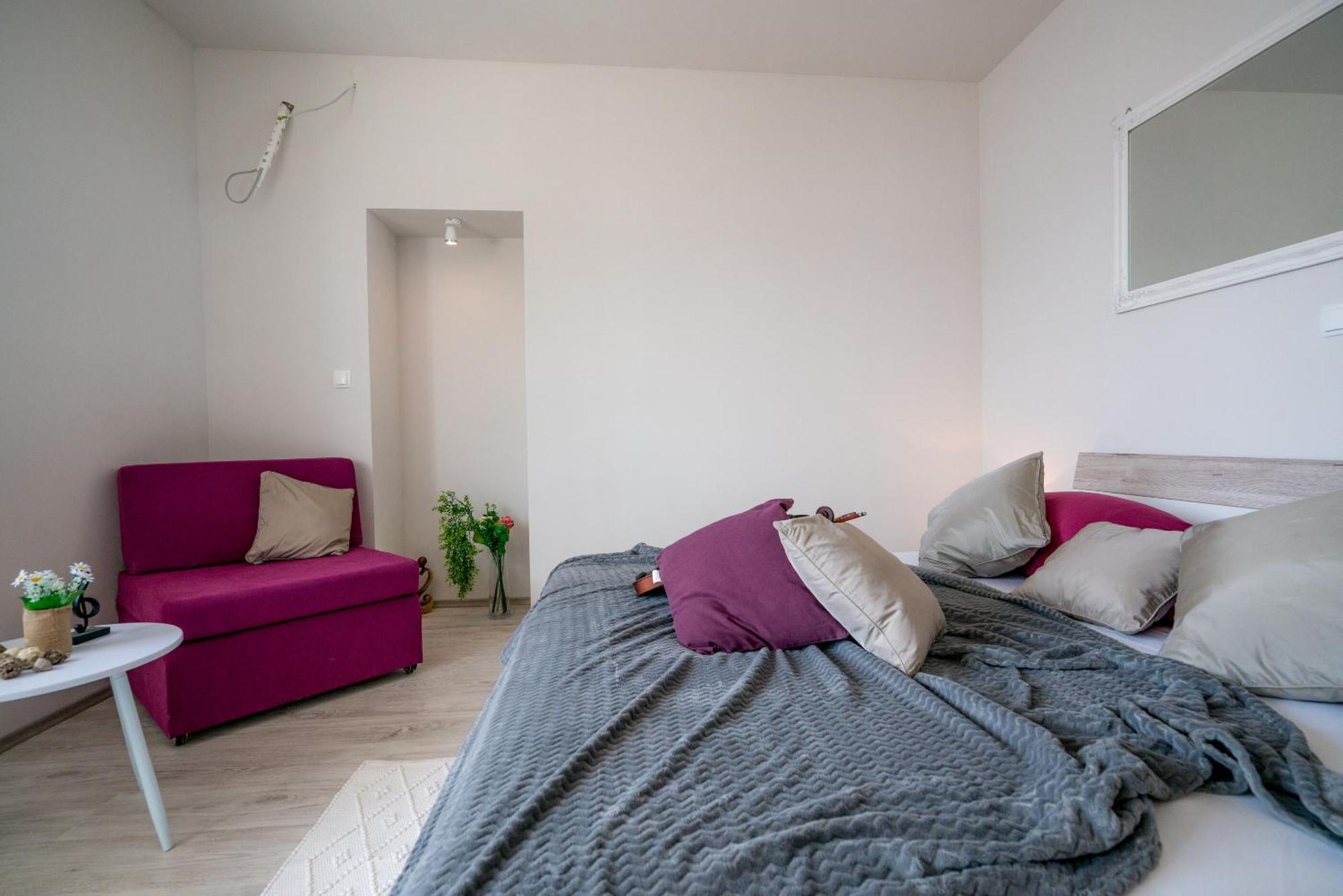 Apartments Sonata Omis Exterior photo