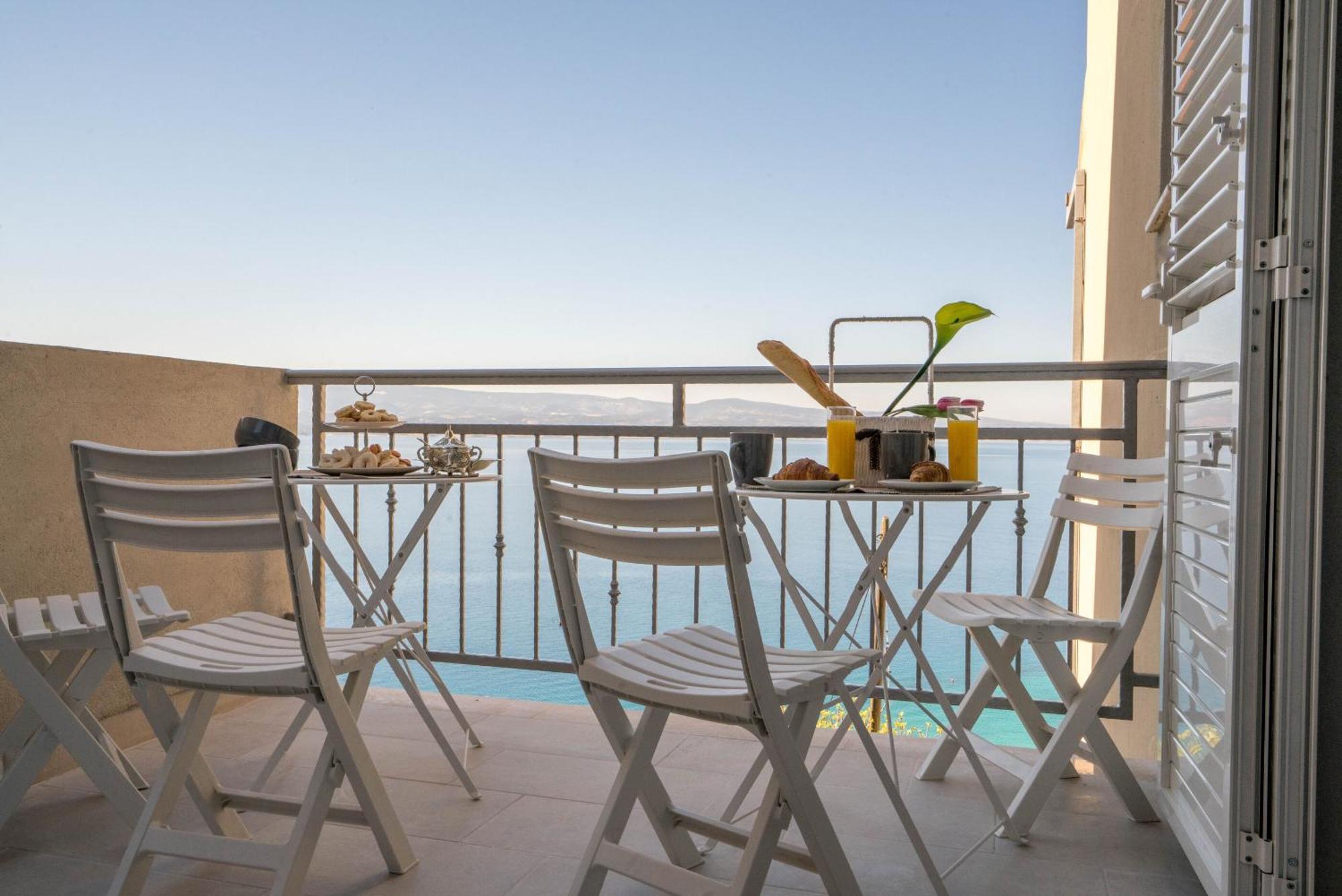 Apartments Sonata Omis Exterior photo